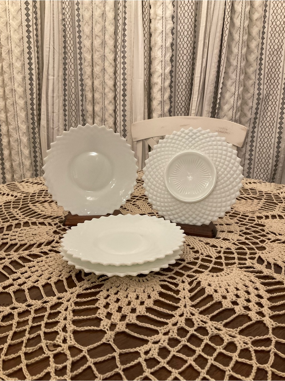 Set of 4 Vintage Milk Glass Sawtooth Plates with Diamond pattern